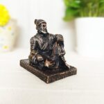 shivaji maharaj decor statue