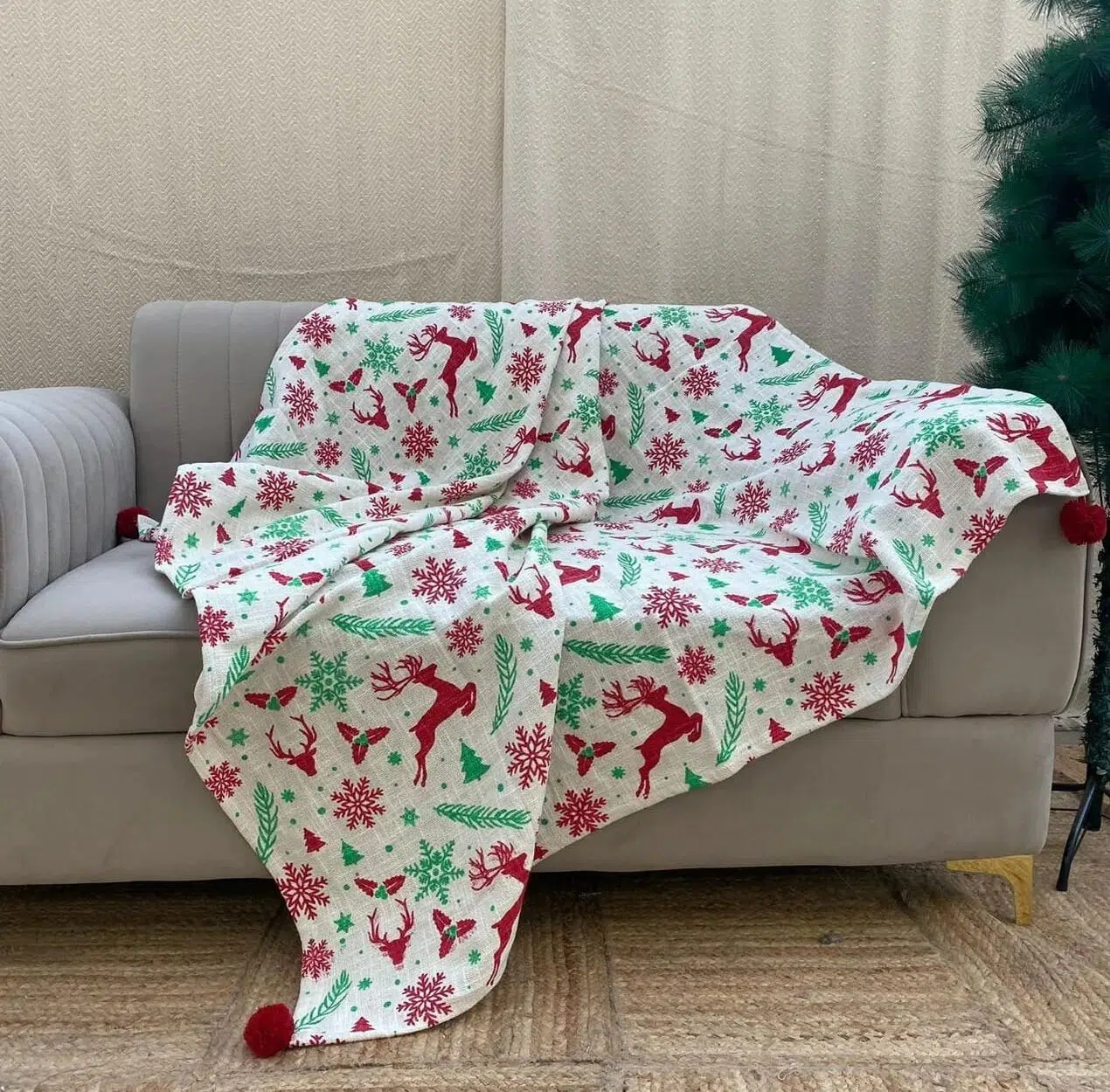 Peachy Perx tufted throw